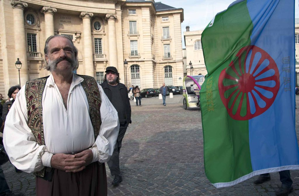 +Roma Pride+ place du Pantheon rassemblement contre la dicrimination des gens du voyage ( Roms, tziganes, manouches, gitans, sintins, yeniches).Le 07 octobre 2012.Paris.